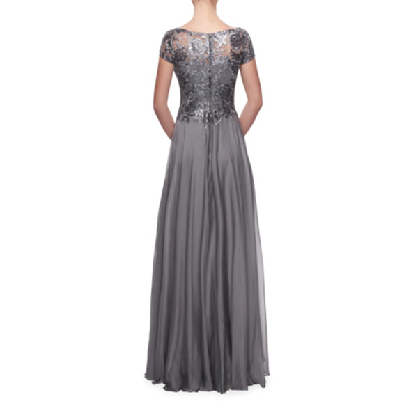 La Femme Dress Platinum Cap Sleeve Women's Sz 8 NEW NWT N46 - Picture 2 of 2